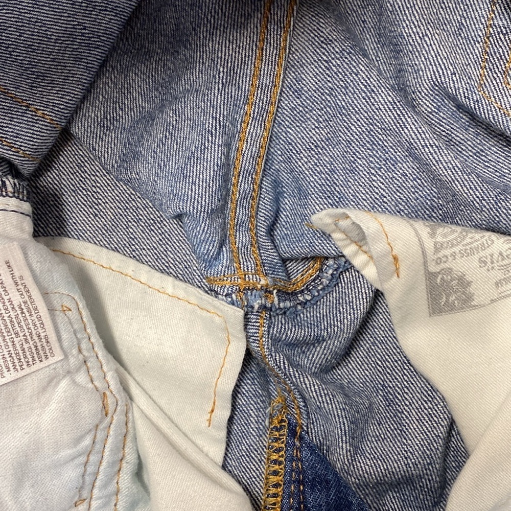 Levi's 501 Button-Fly Jeans Size 32 - 32 - Picture 12 of 15